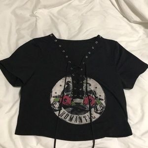 Small, grungy, romantic tie shirt